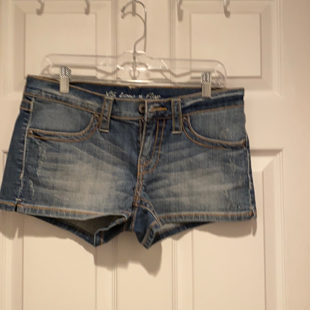 VS shorts